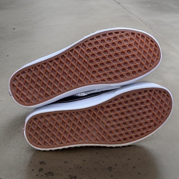 🔥VANS SK8 HIGH TOPS🔥 - Picture 6 of 6